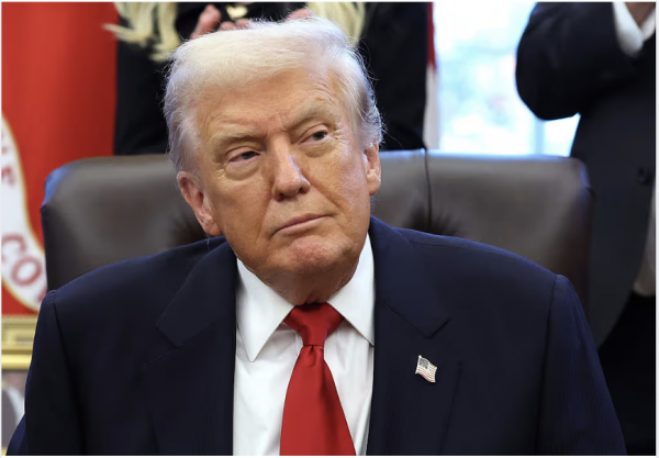 Donald Trump dijo que los ciudadanos norteamericanos recibirán un bono de 2.000 dólares gracias a los aranceles